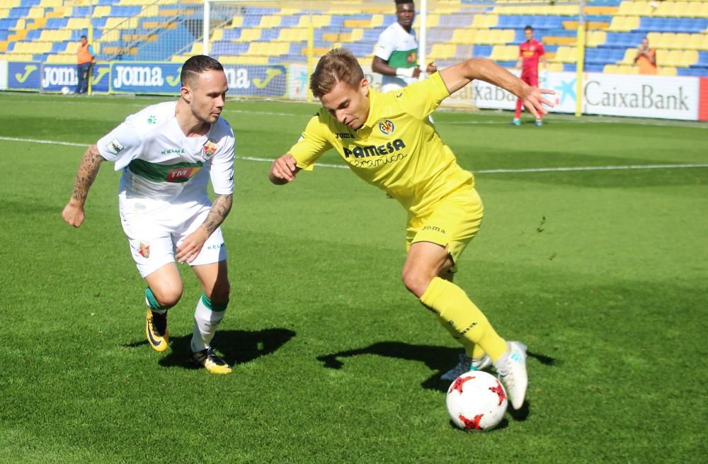 El Elche quiere y no puede en Villarreal