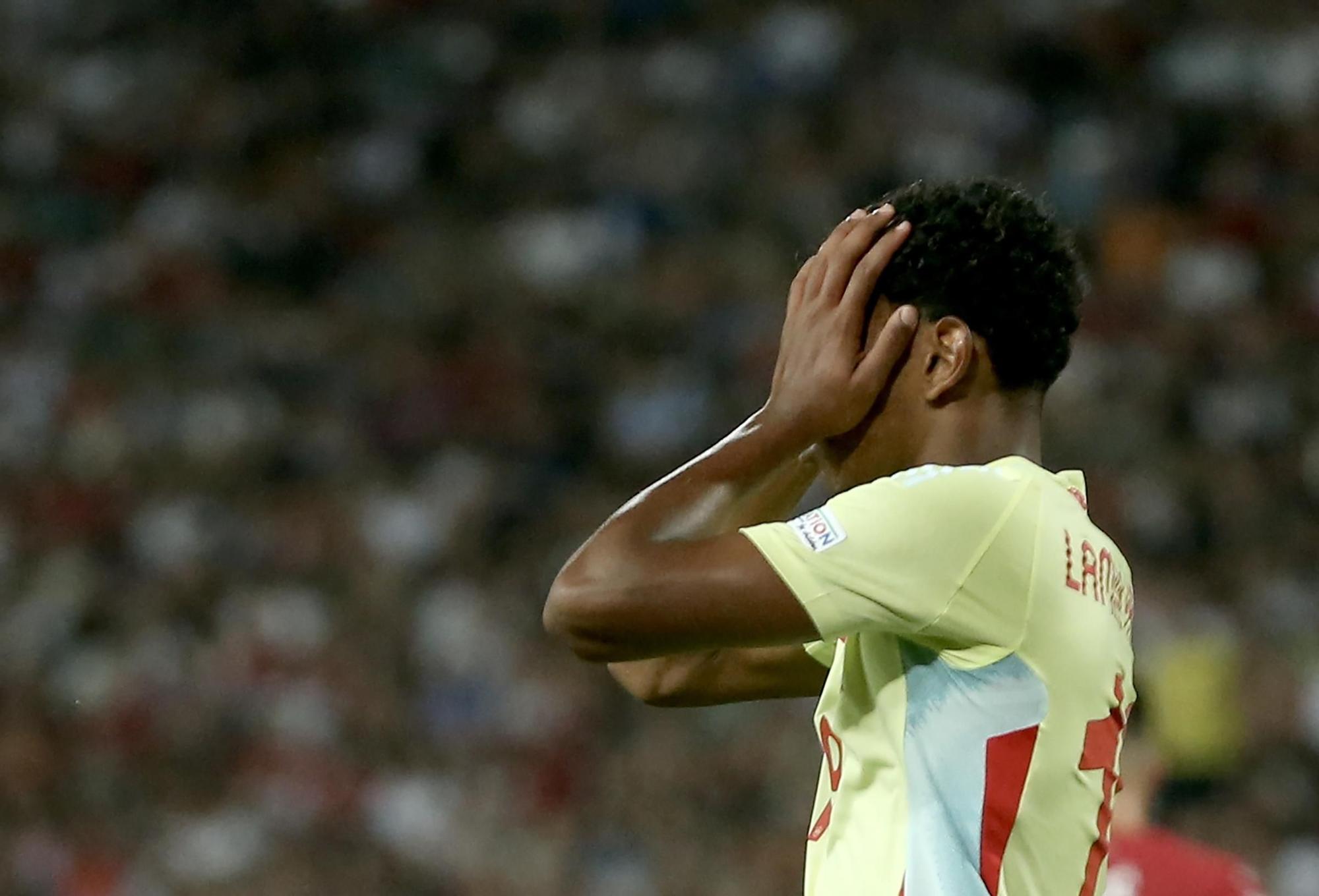 UEFA Nations League - Serbia vs Spain