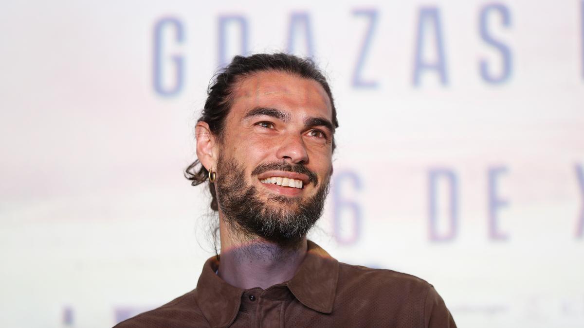 Oliver Laxe, na preestrea de Sirat en Navia de Suarna.