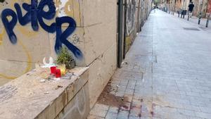 Así está la plaza Emili Vendrell del Raval este viernes.