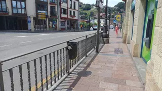 Eliminada la "trampa" que ponía en peligro a los viandantes en la avenida de Covadonga, en Cangas de Onís