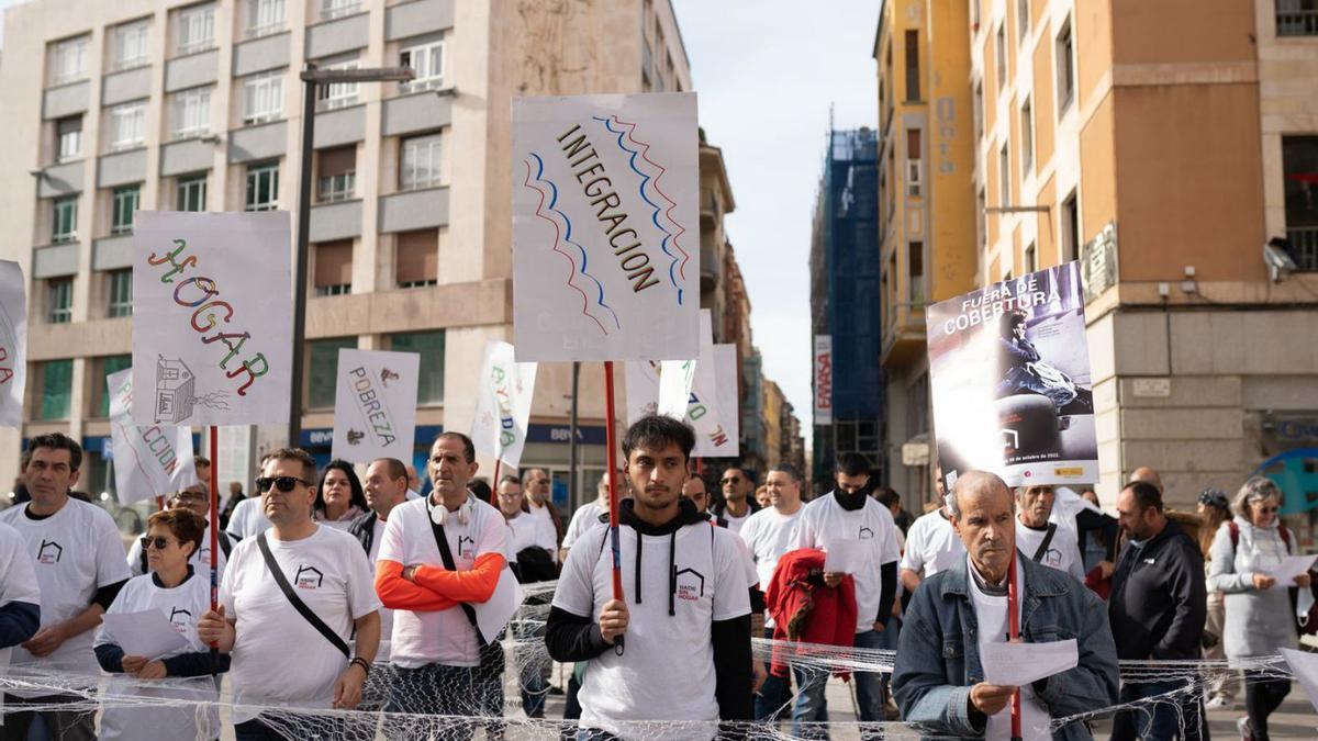 Usuarios de la Casa Betania, en el acto para conmemorar el Día de las Personas sin Hogar.