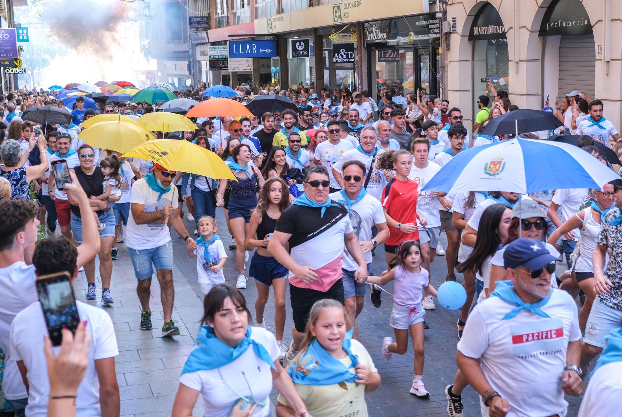 Así ha sido el "Correr la traca" y la suelta de globos de las Fiestas Mayores de Elda