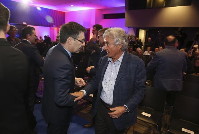 Josep Maria Casanovas departió con Josep Maria Bartomeu