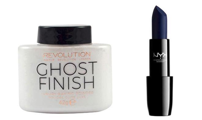 Polvos sueltos blancos Luxury Ghost Finish, Makeup Revolution (6,50 euros) / Barra de labios en azul marino mate In Your Element, Nyx Professional Makeup (7,90 euros)