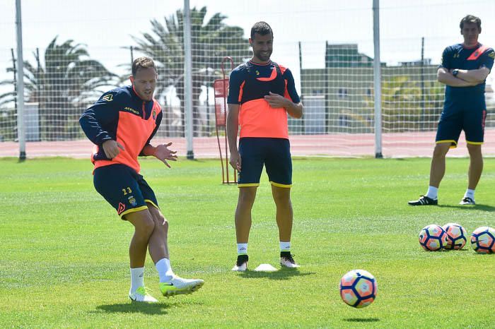 Entrenamiento de  la UDLP en El Hornillo