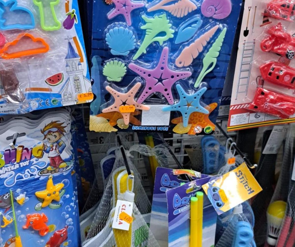 Algunes joguines retirades per la Policia Local de Palafrugell.