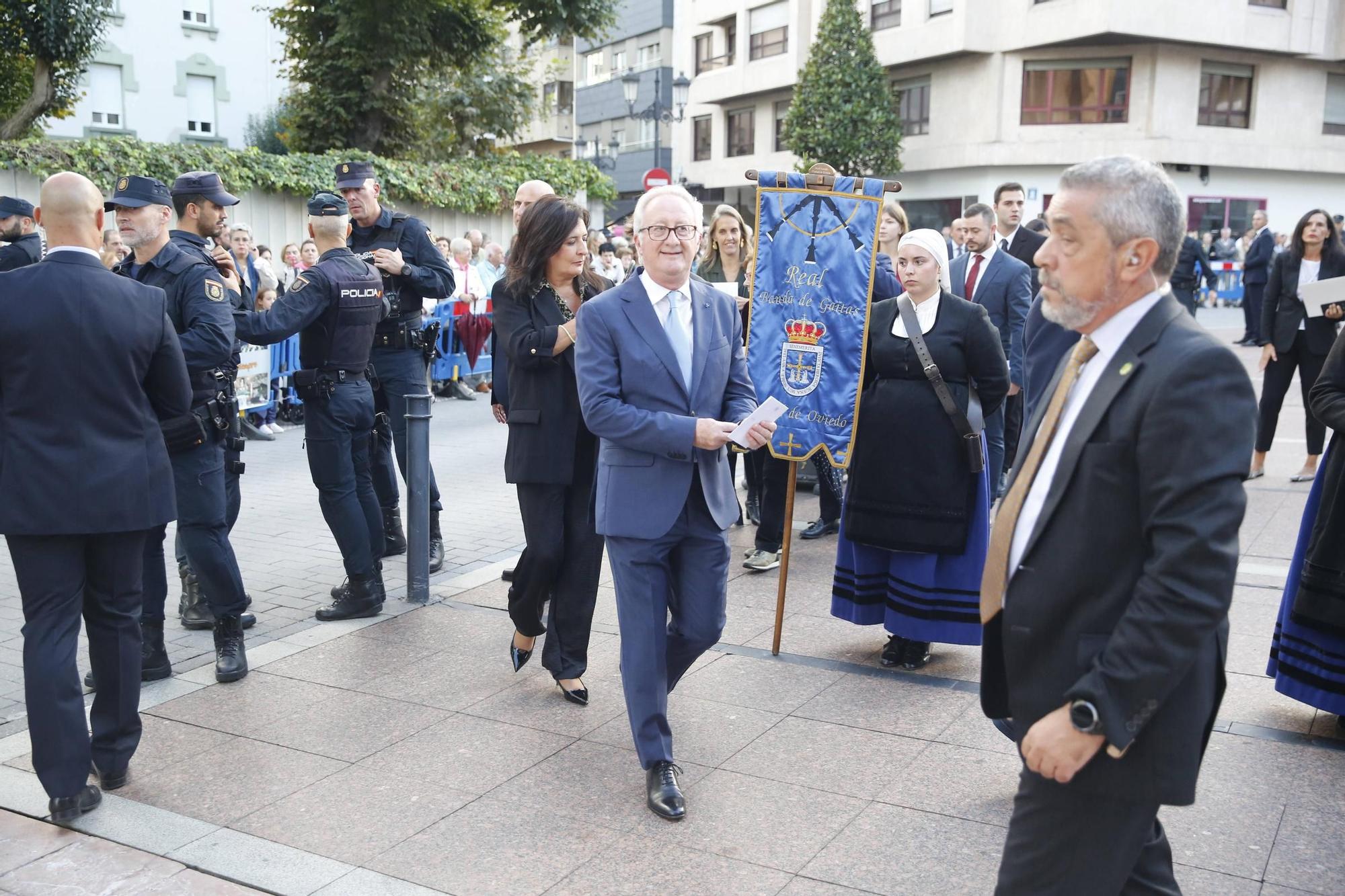 EN IMÁGENES: La Familia Real asiste en Oviedo al concierto de los premios "Princesa de Asturias"