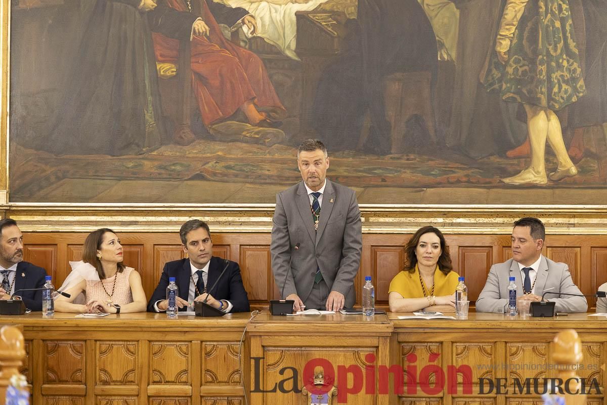 Así se ha vivido el emocionante acto del nombramiento de 'Hijo Predilecto' de Caravaca al doctor Juan Manuel Laborda
