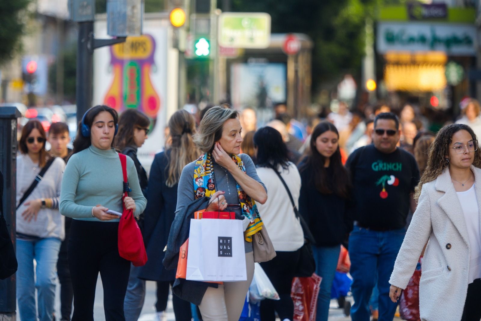 València, a rebosar con las compras de última hora