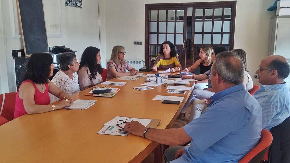 Mesa de la violencia de género. |   // FDV