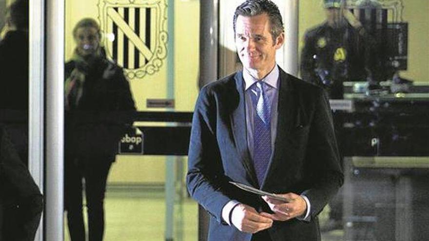 El Supremo envía a Urdangarin a prisión pero le baja la pena