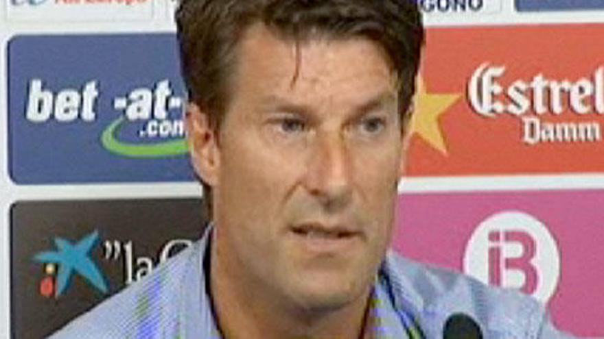 Laudrup, este martes en rueda de prensa.