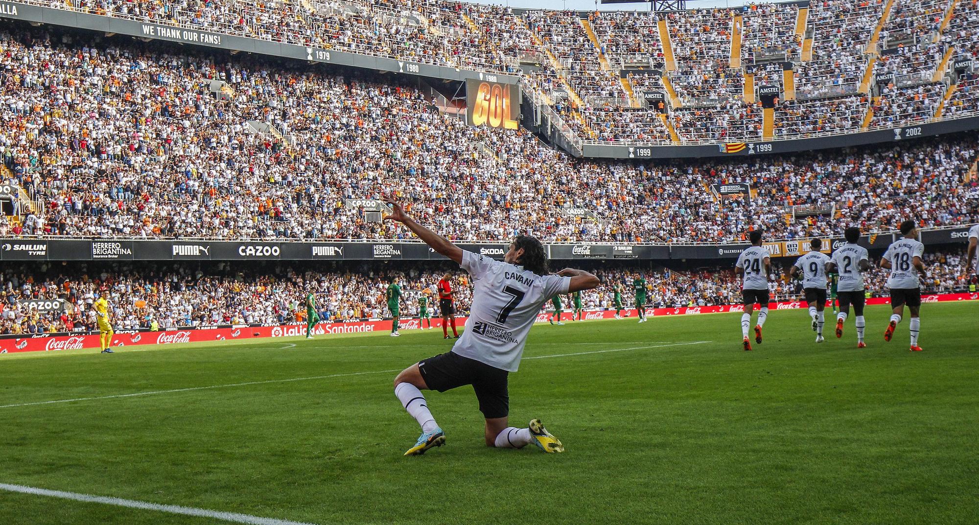 El empate entre el Valencia CF y el Elche en Mestalla, foto a foto