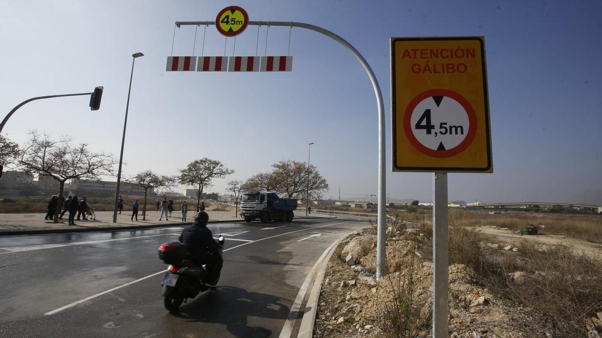 La apertura del último tramo de Vía Parque abre una nueva conexión directa entre Playa de San Juan y el acceso sur de Alicante