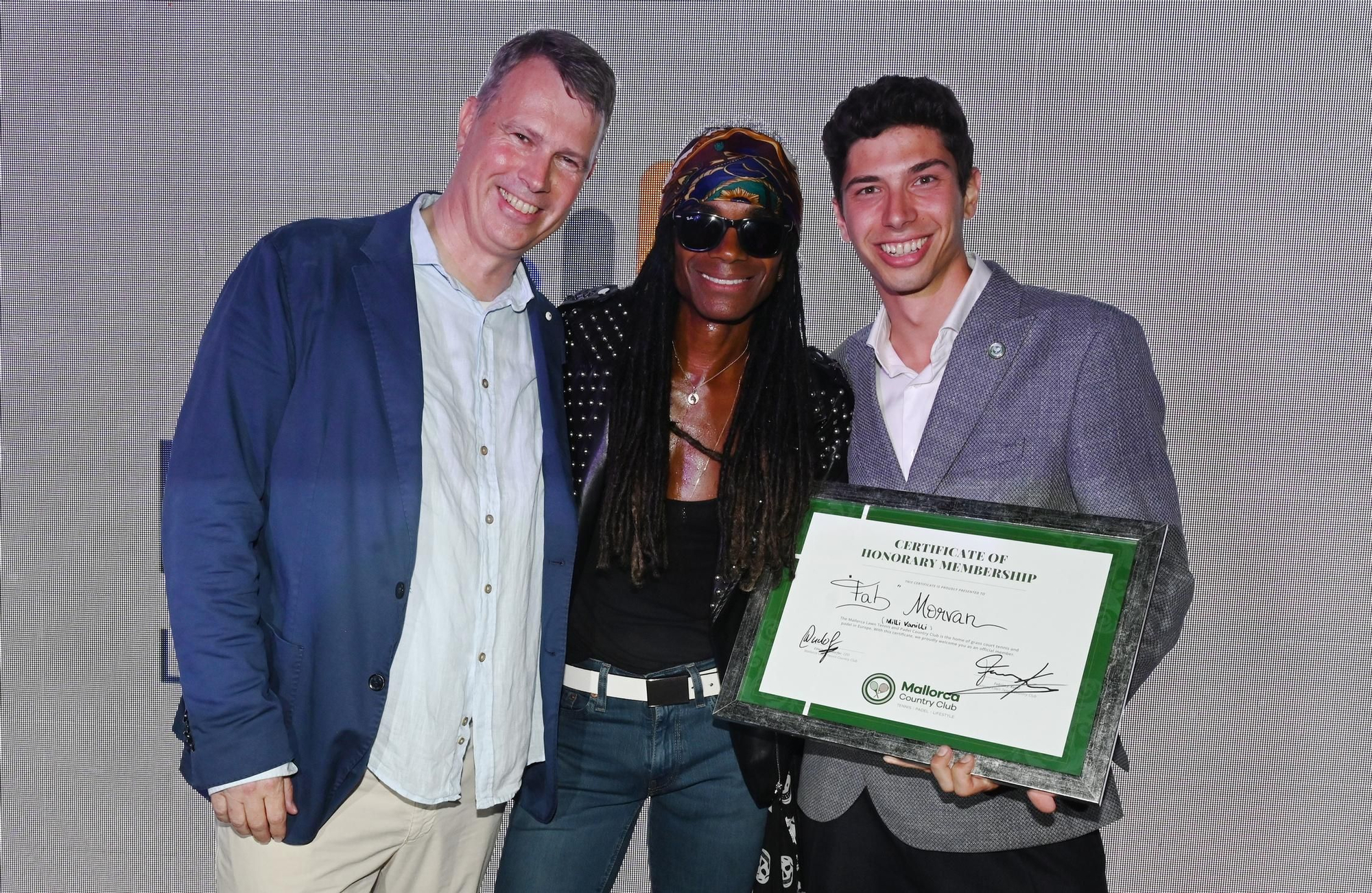 Bioventure gibt Privatparty mit Fab Morvan (einst Milli Vanilli) im Mallorca Country Club