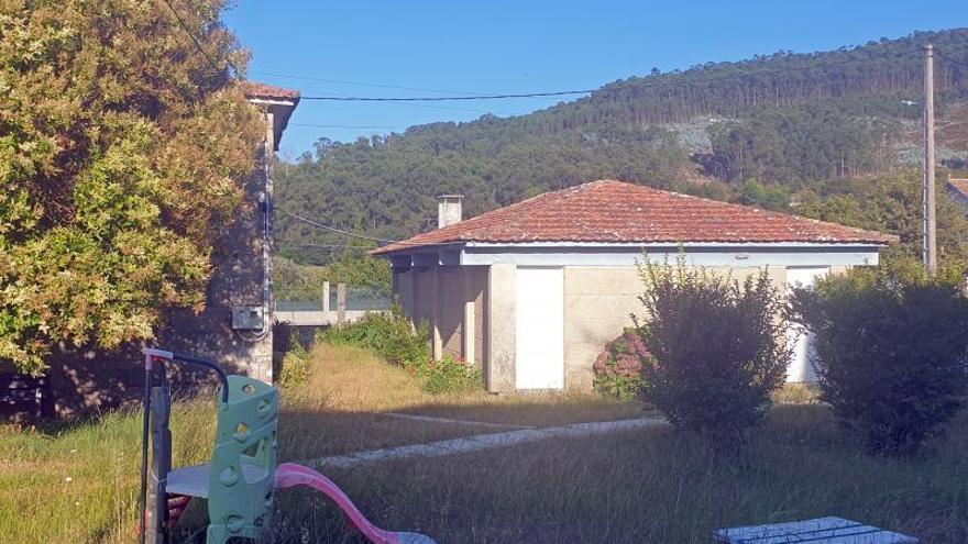 Familias urgen atención temprana en Baiona «como ofrecen más de 200 concellos de Galicia»