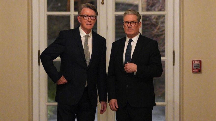 La Policía detiene a Peter Mandelson por sus vínculos con Epstein La Policía detiene a Peter Mandelson por sus vínculos con Epstein