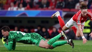 Que renovi Szczesny