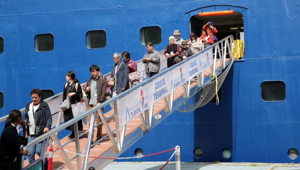 Atlantic Vigo Cruise logra con gran despliegue de medios la gestión fluida de 1.200 cruceristas.