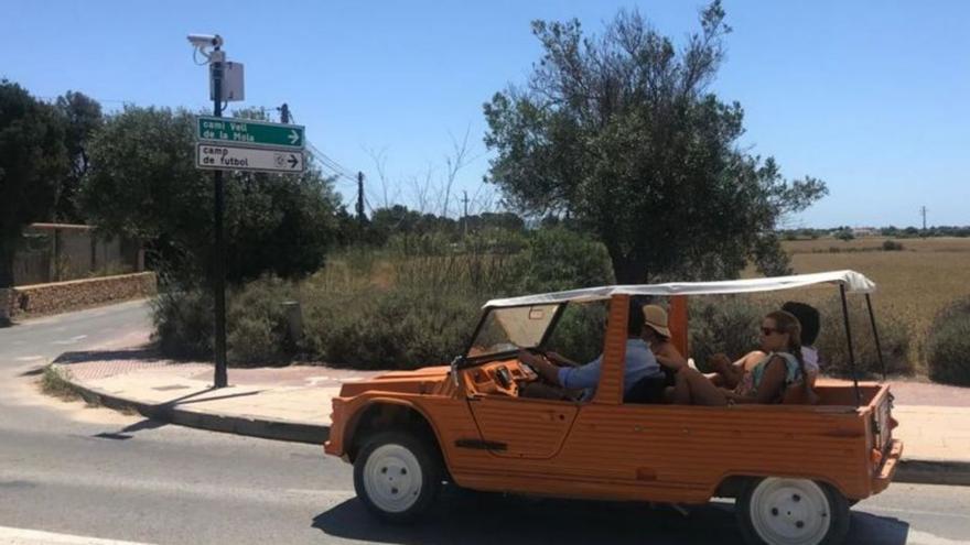 Dos cámaras controlan los coches que pueden circular en Formentera