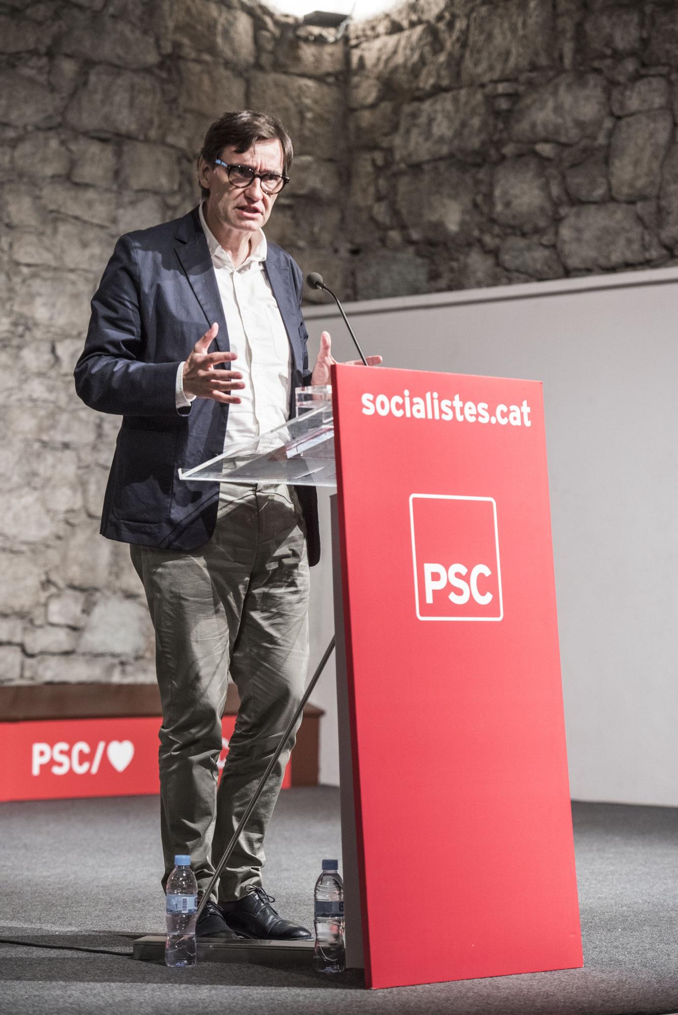 EN FOTOS | L'acte de campanya del PSC de Manresa, amb Salvador Illa