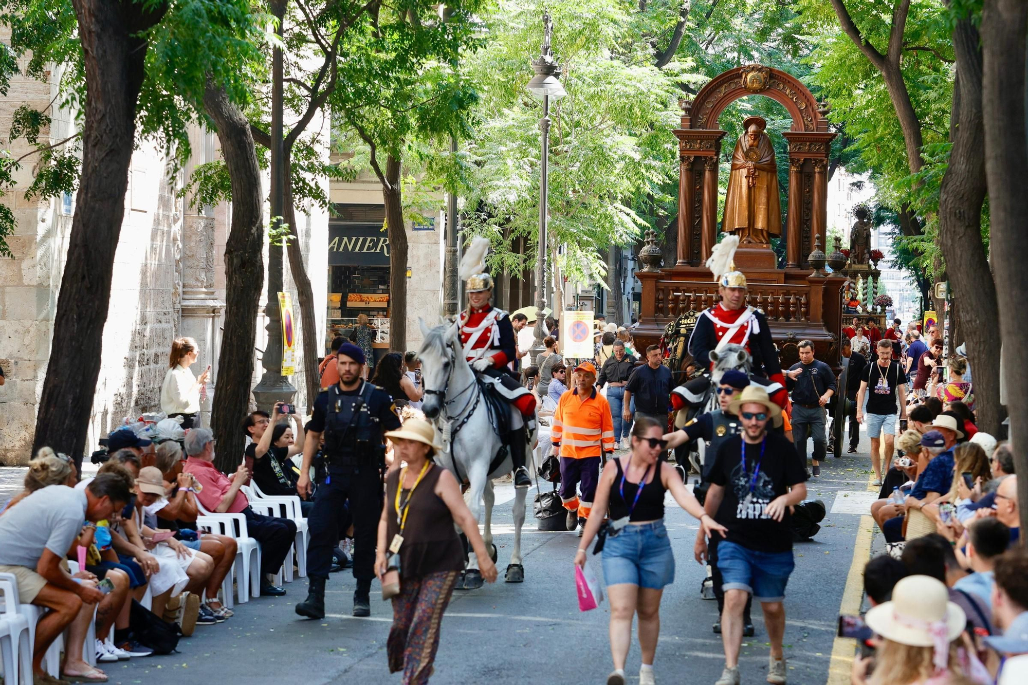 València se vuelca con su "Festa Grossa"
