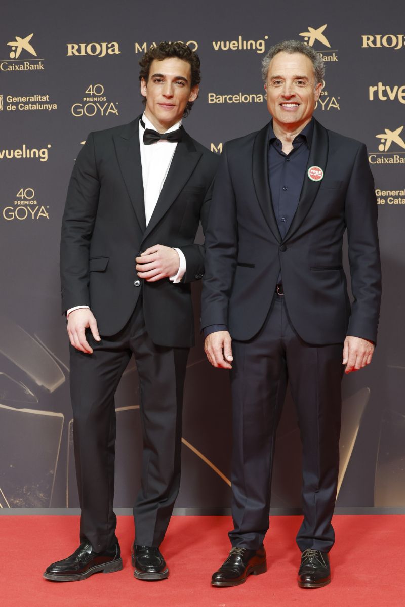 Así ha sido el reencuentro de Daniel Guzmán y Miguel Herrán en los Goya 2026