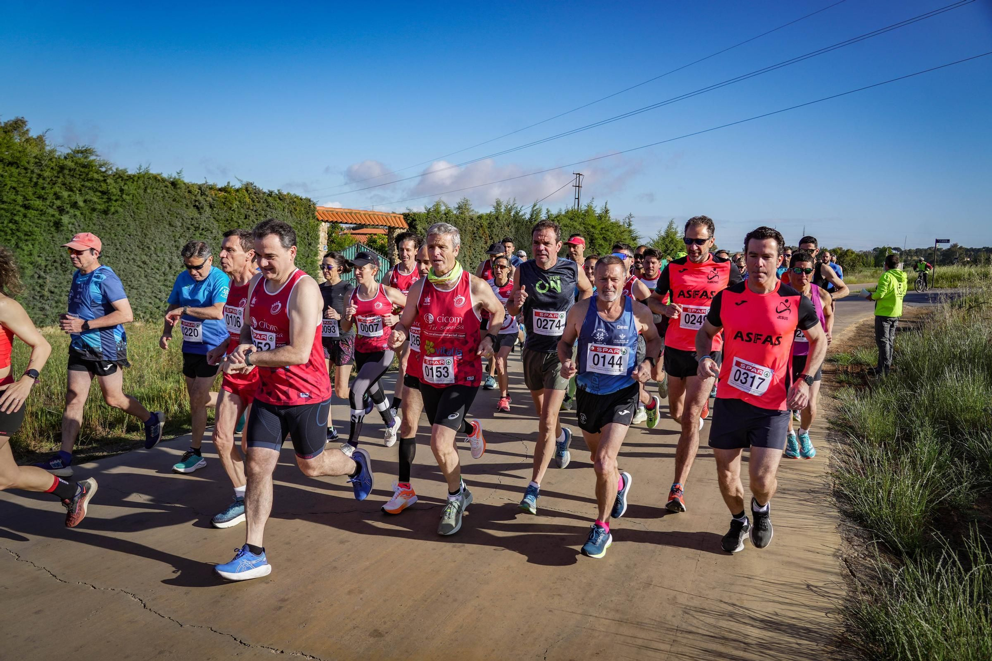 La Dehesilla de Calamón de Badajoz corre a favor de la Asociación Oncológica Extremeña y Cruz Roja