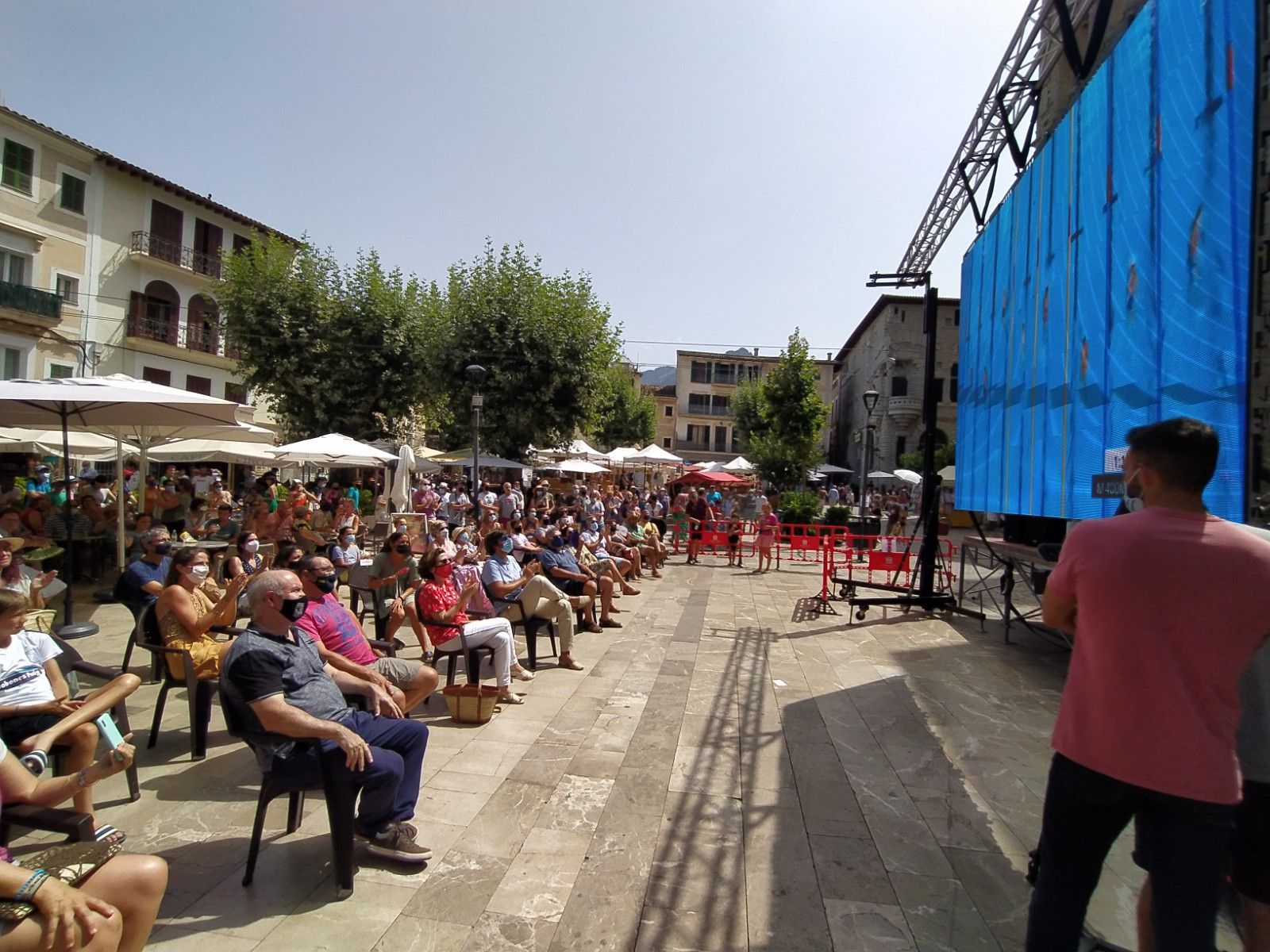 Pantalla gigante en Sóller para ver a Joanllu Pons