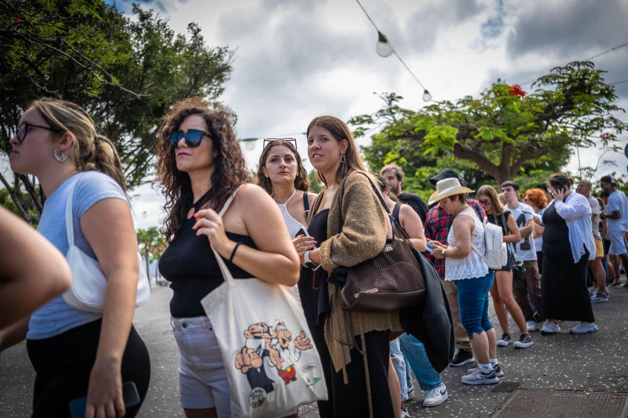 Casting multitudinario y especia  para reclutar 500 personas para el Cook Music Festival.