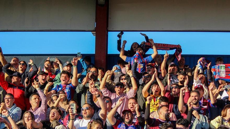 Habrá desembarco azulgrana en el estadio de Chapín