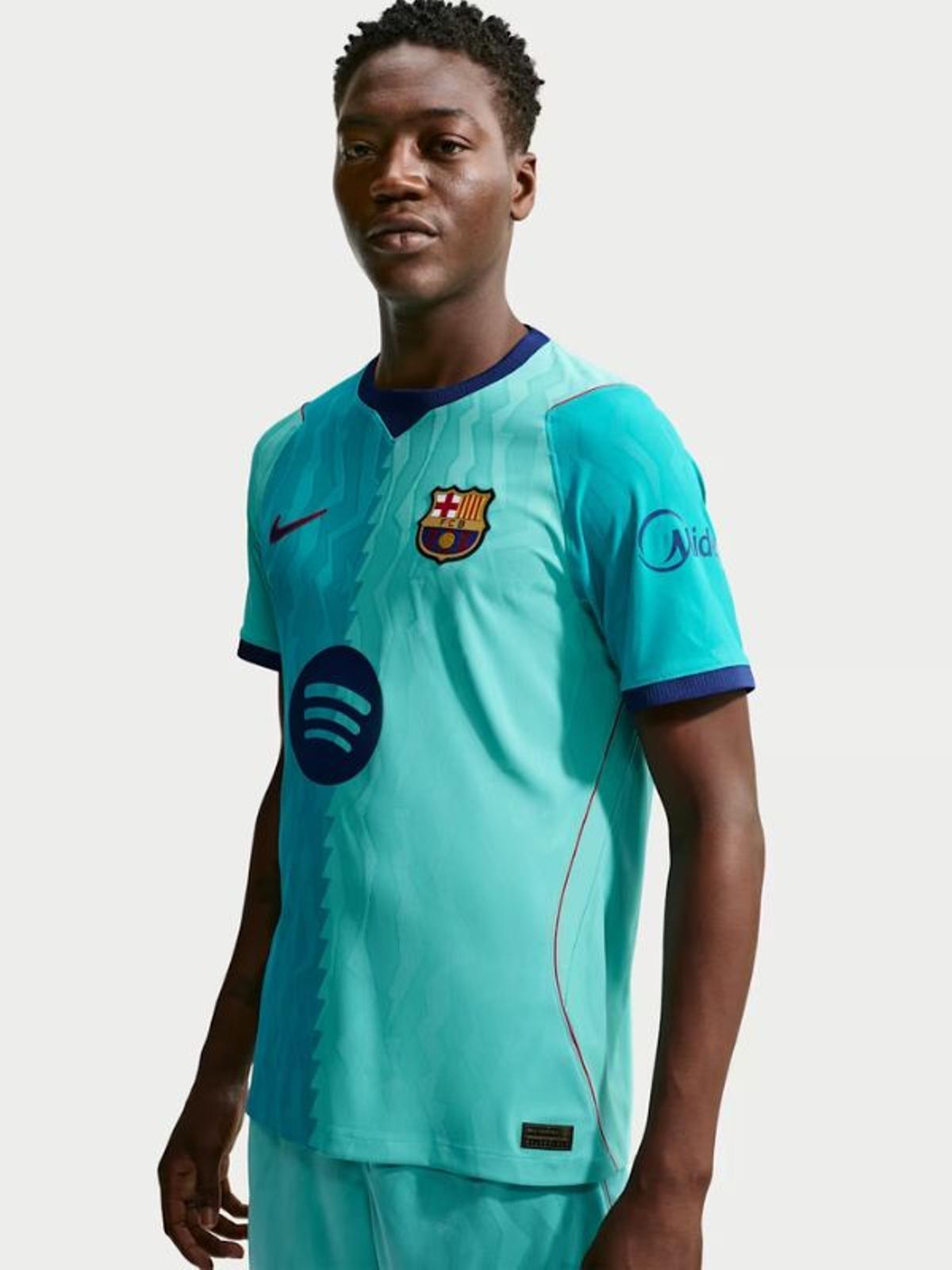 La espectacular tercera equipación del FC Barcelona colapsa las redes de los aficionados y, ahora, puede ser tuya