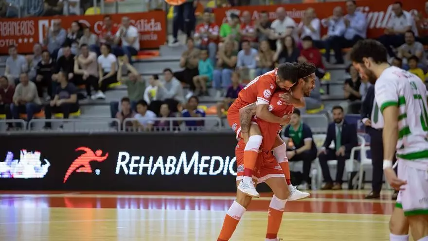 El Jimbee supera al Córdoba con susto final (5-4)