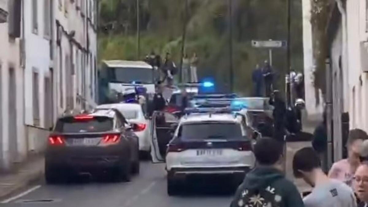 Un conductor drogado huye a lo kamikaze por las calles de Santiago