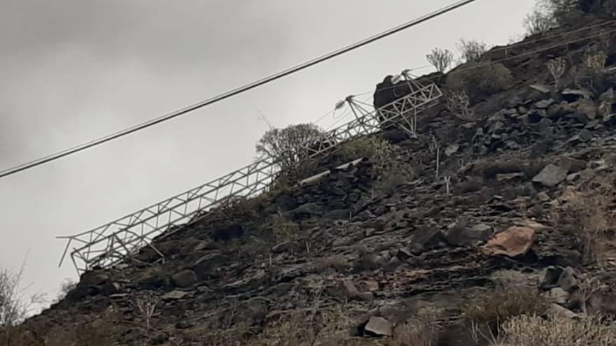 Cae una torre eléctrica tras el paso de &#039;Hermine&#039;