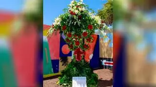 La asociación San Gerardo se alza con el primer premio de Cruces de Flores