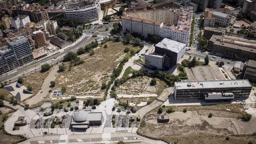 Zaragoza Alta Velocidad salda su deuda histórica bancaria, que llegó a 485 millones de euros.