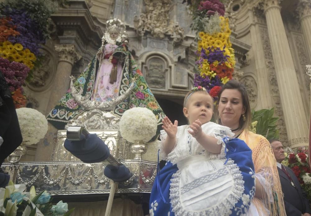 Ofrenda floral a la Morenica