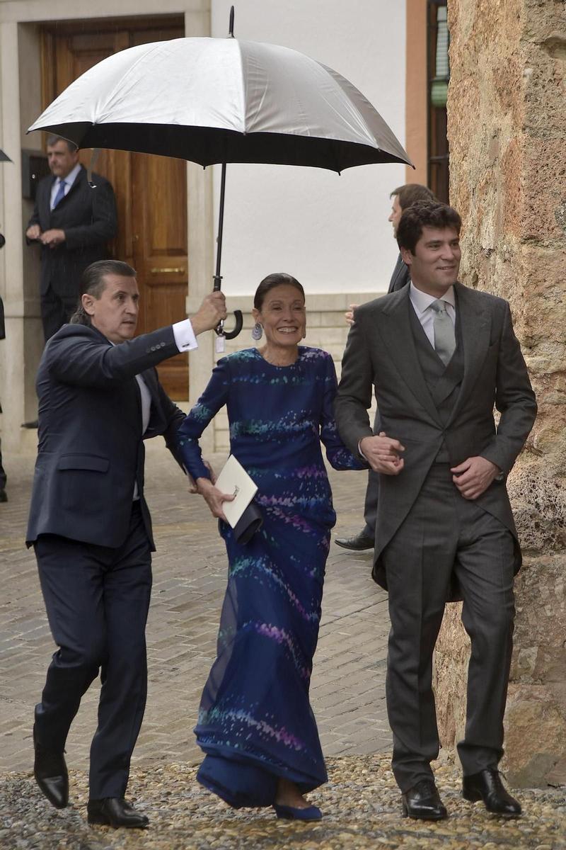 Alejandro Santo Domingo durante su llegada a la ceremonia