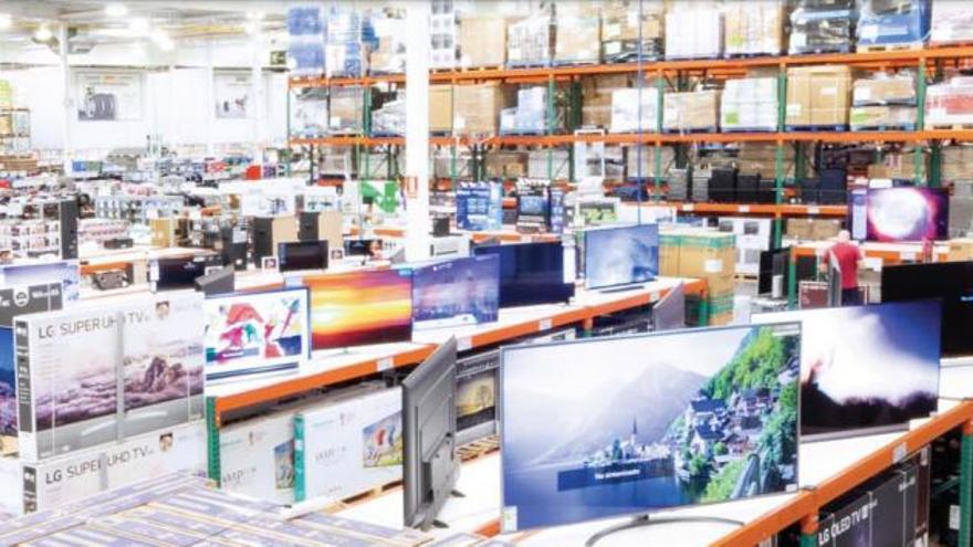 Zona electrónica de un Costco en España