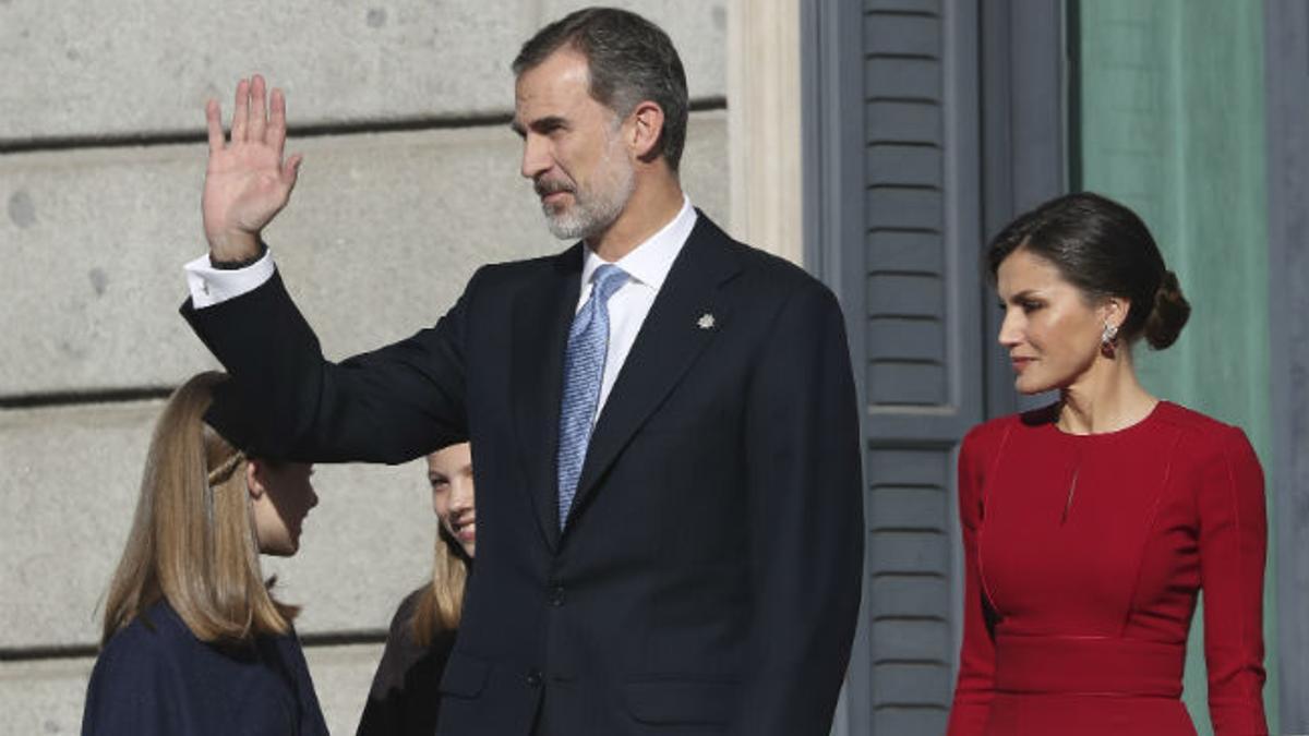 El look de Carolina Herrera de Letizia Ortiz para el día de la Constitución