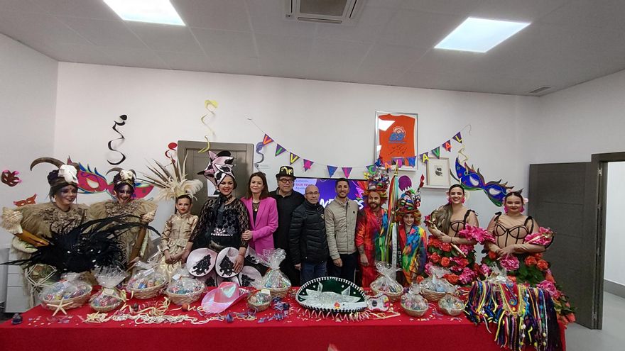 Los personajes del Carnaval de Águilas ya tienen sus Cascarones