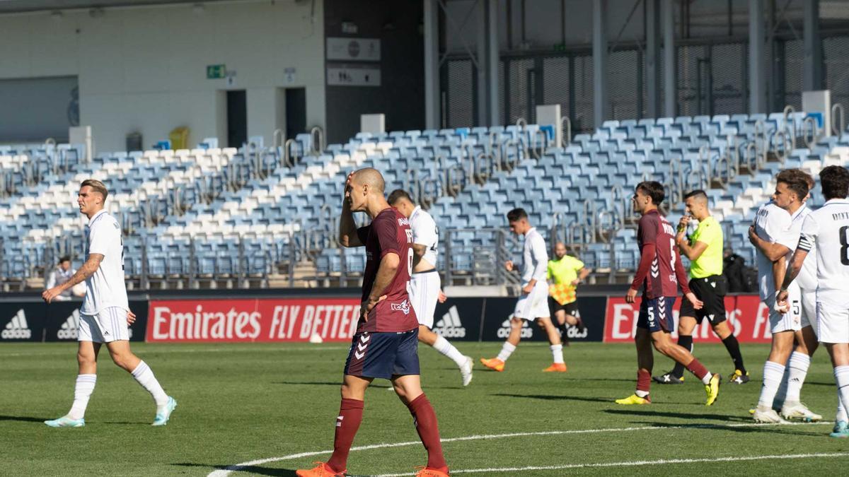 2022, la última viista del Pontevedra a DI Stéfano