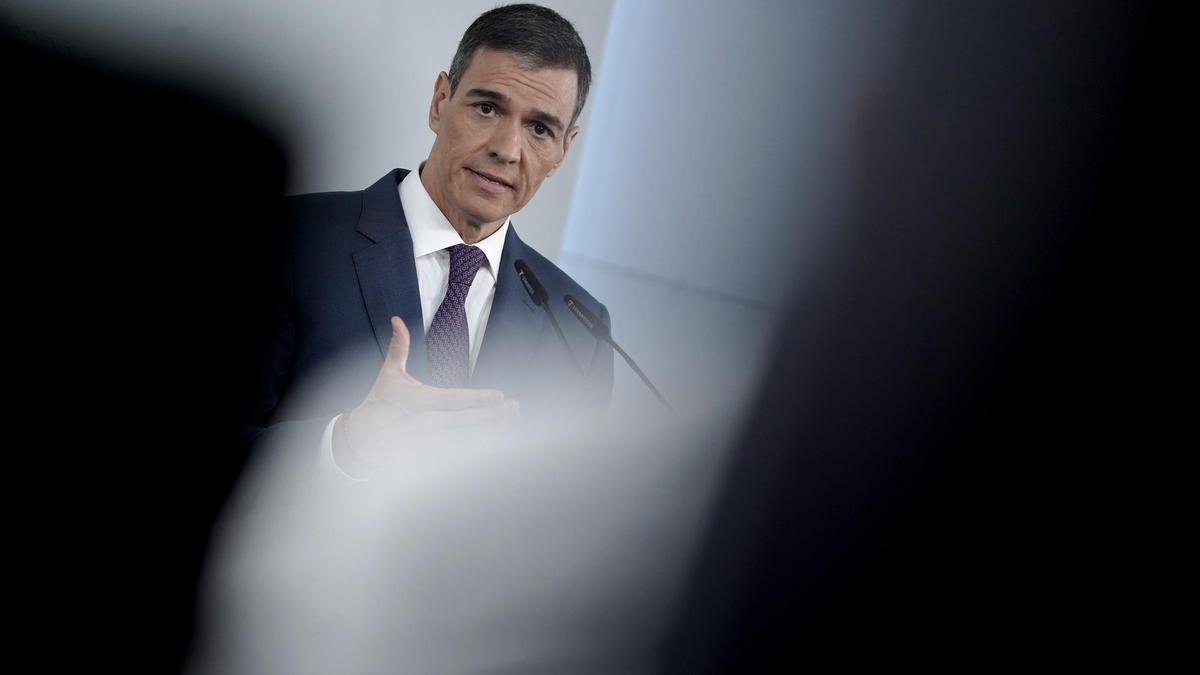 Pedro Sánchez durante su comparecencia para informar sobre el apagón eléctrico.