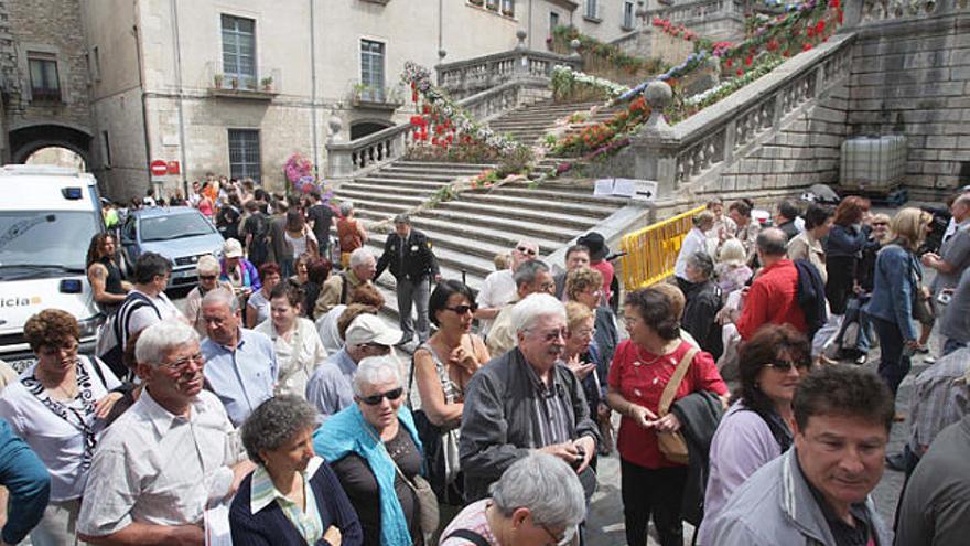 Visitants a la ciutat de Girona.