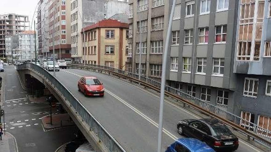 Viaducto de ronda de Nelle, cuya retirada está en el modificativo.