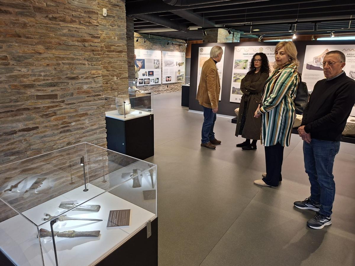 En imágenes: El aula didáctica del castro de Coaña se renueva con contenidos más actuales y piezas inéditas En imágenes: El aula didáctica del castro de Coaña se renueva con contenidos más actuales y piezas inéditas