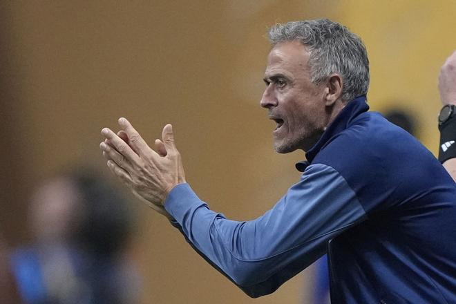 Luis Enrique ignora Mbappé: «Soc soci culer, per això sempre em motiva jugar contra el Madrid»