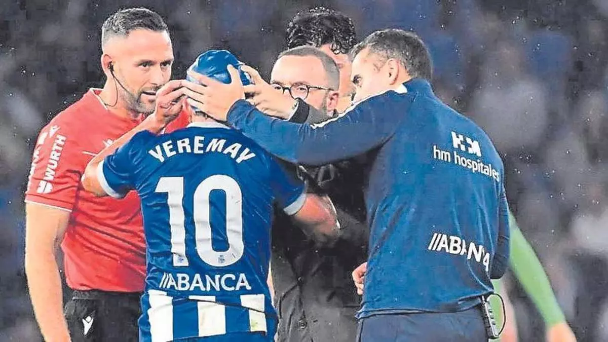 Yeremay acabó con un gorro para contener la hemorragia por una brecha